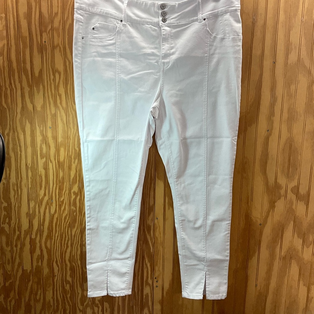 Laurie Felt Los Angeles Silky Curve Ankle Skinny Jeans